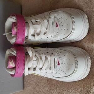 Nike Kids' Air Force 1 Sneakers